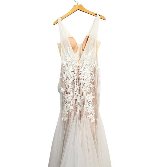 Lulus Exceptional Vow White Tulle Lace Applique Mermaid Maxi Dress size Small - Picture 8 of 11